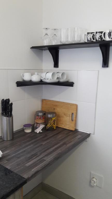Self-Catering Studio, Unit 6 On Krupp Уиндхоек Екстериор снимка