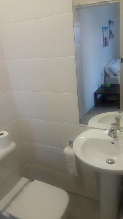 Self-Catering Studio, Unit 6 On Krupp Уиндхоек Екстериор снимка